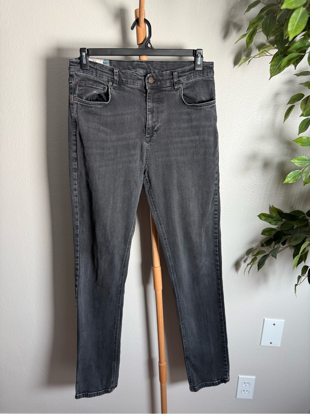 Marine Layer Black Original Slim Jeans Men’s Size 34x34